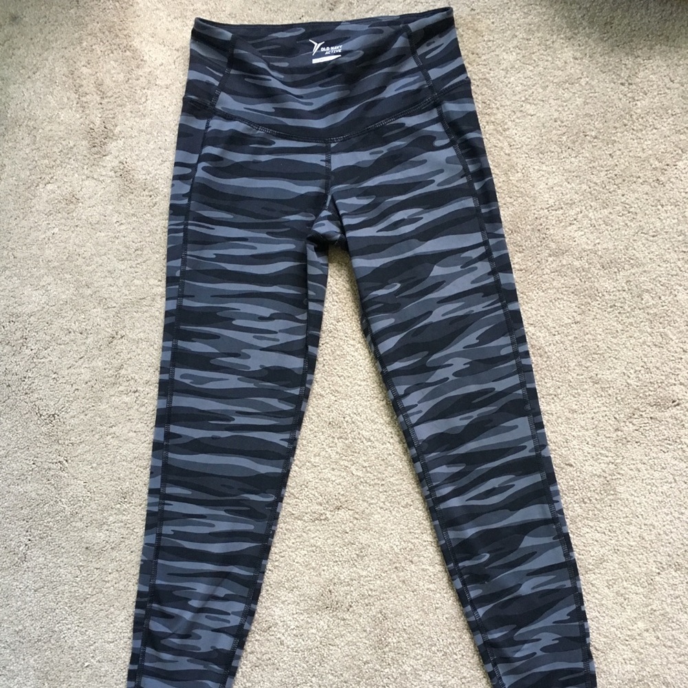 Old Navy Fitted Full-Length Workout Leggings
